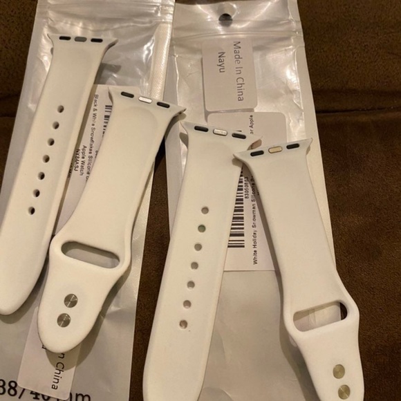 Two Silicone iWatch bands or Apple Watch - Picture 2 of 3